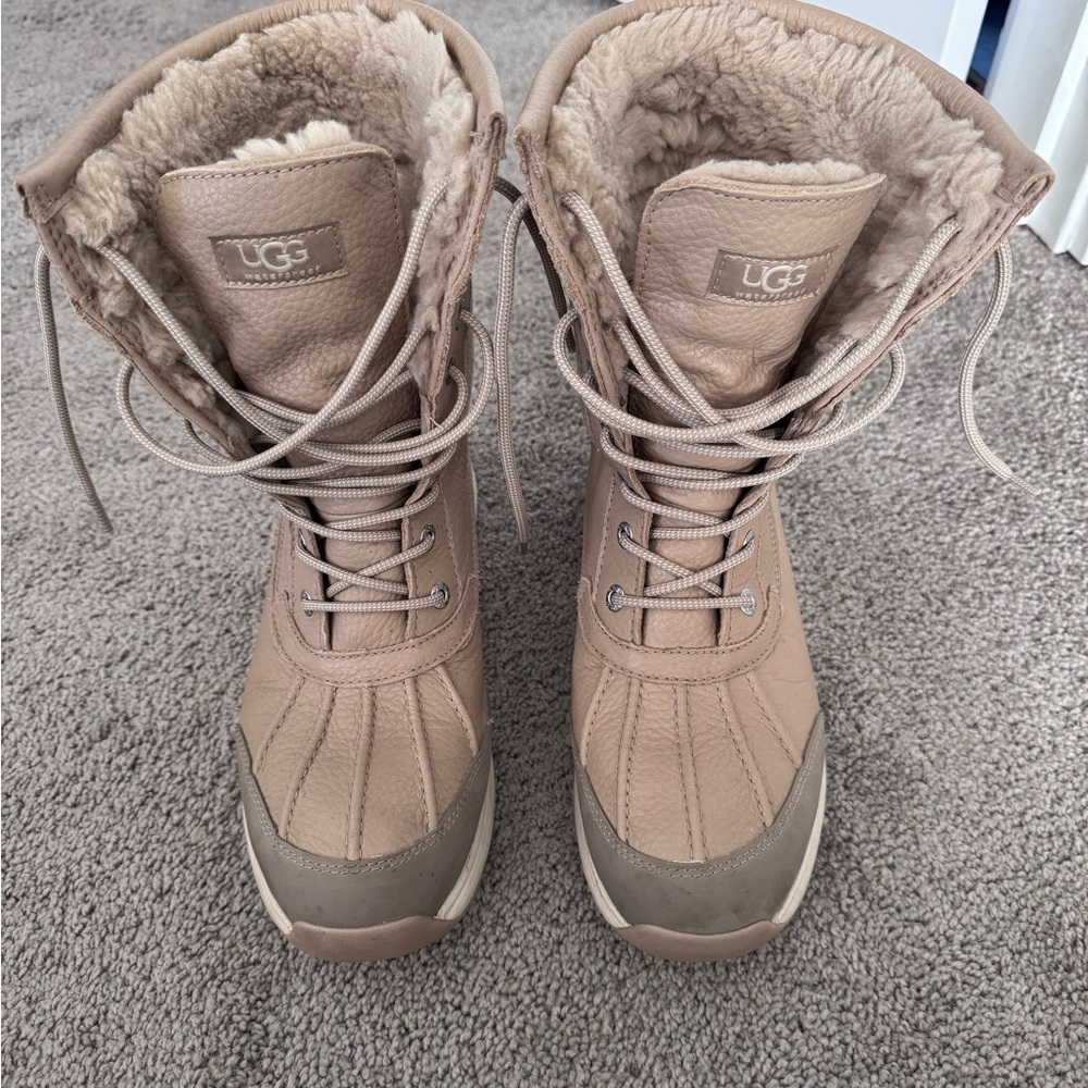 UGG Women's Beige and Taupe Winter Boots Adirondack
